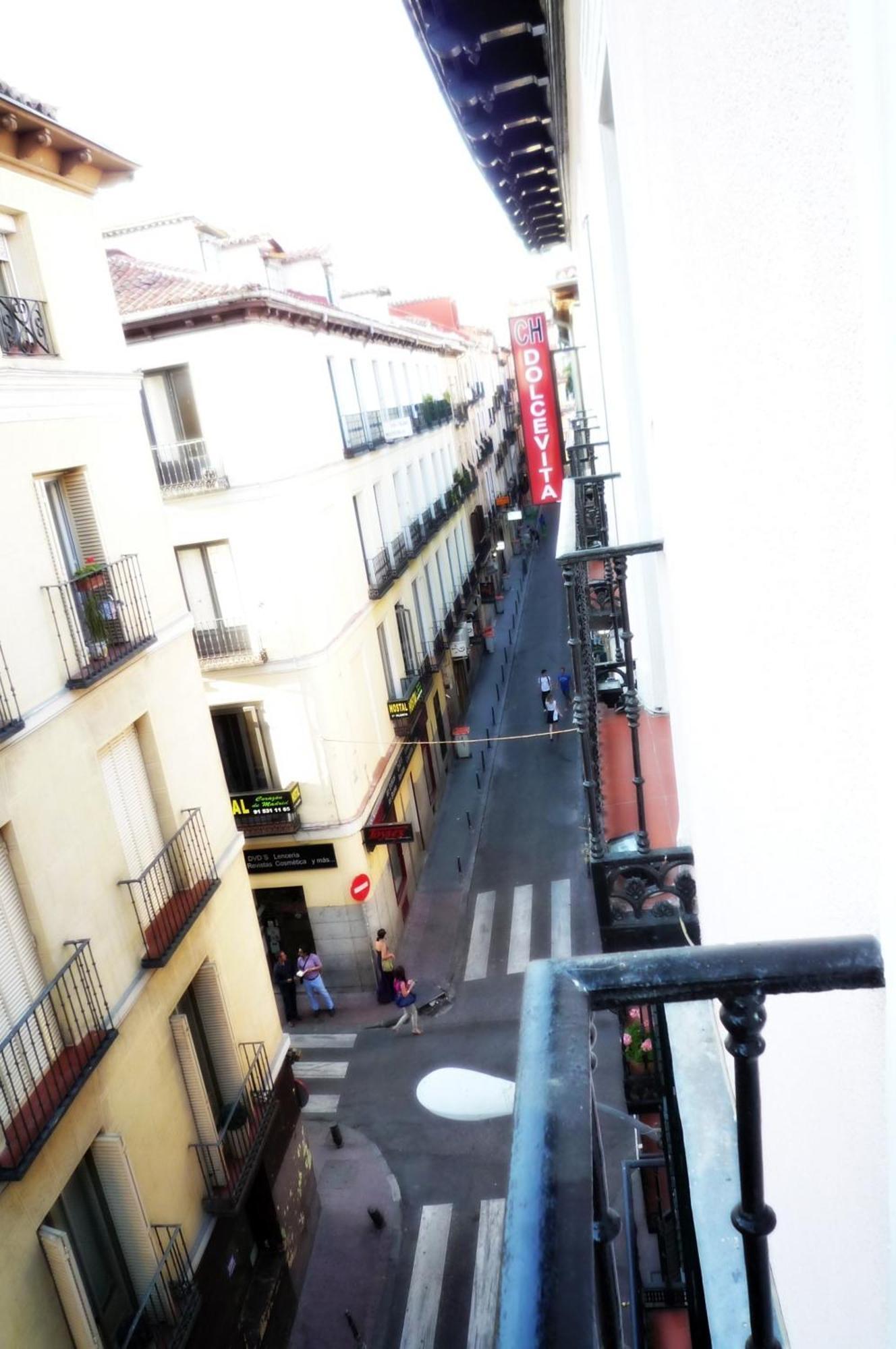Gasthuis Casa De Huespedes Dolce Madrid