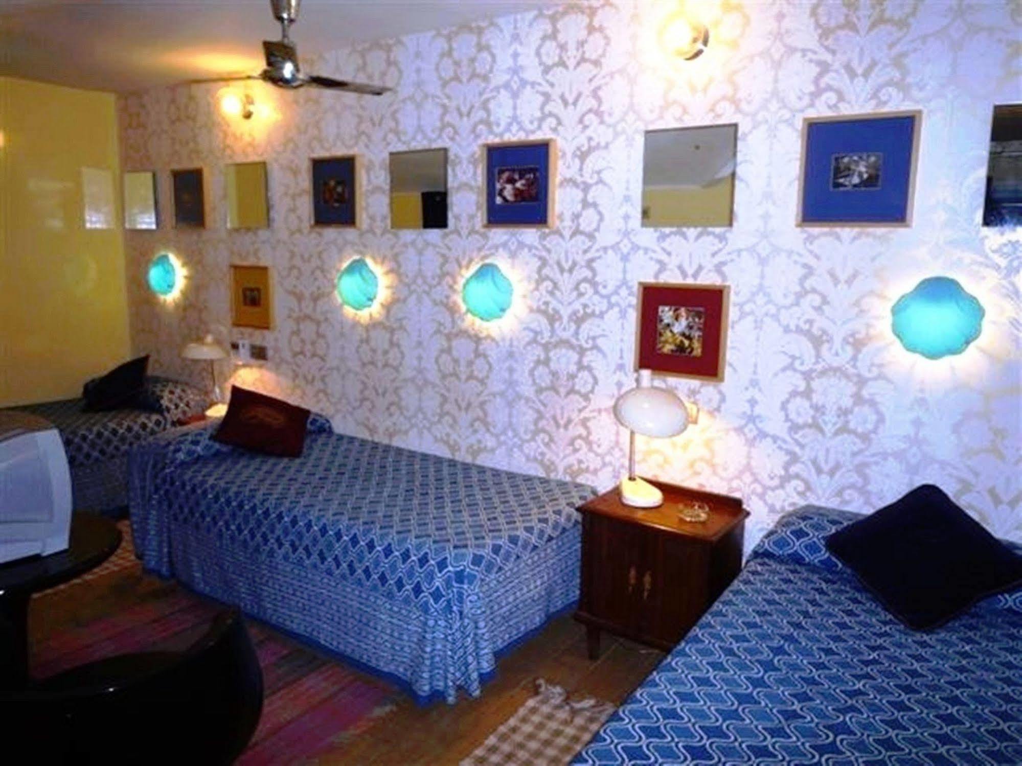 Casa De Huespedes Dolce Gasthuis 2*