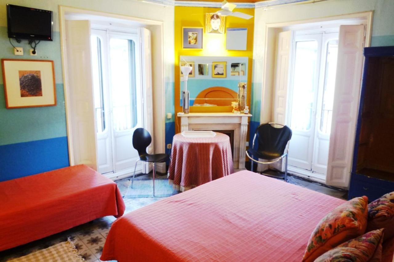 Gasthuis Casa De Huespedes Dolce 2*